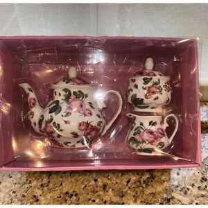NIB - Kent Pottery Tea Pot  Sugar & Creamer set Pretty Violets Spring flowers